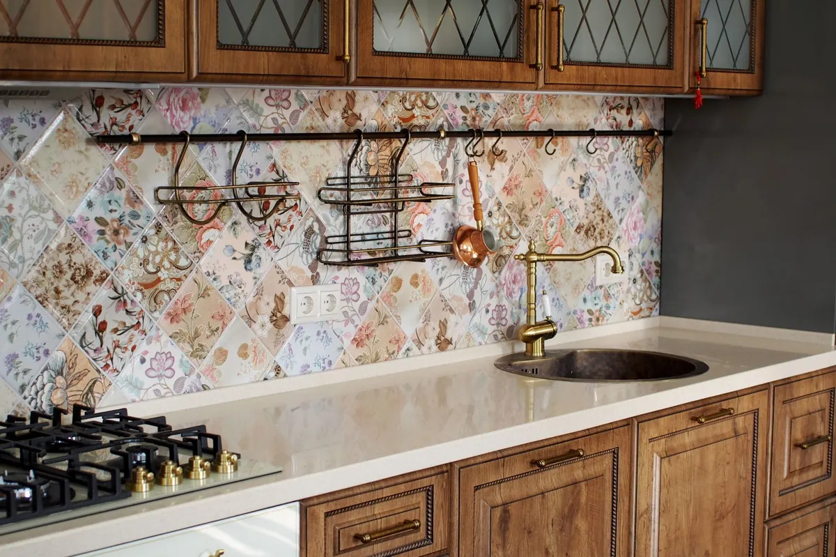 How to Choose the Right Natural Stone for a UK Kitchen Worktop
